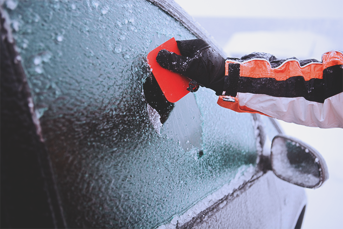 From scraping and defrosting to warming up your car—how to keep nice and  cozy in your car this winter
